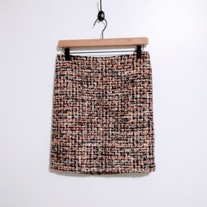 White House black market tweed colorful mini skirt, fully lined size 00 with zip